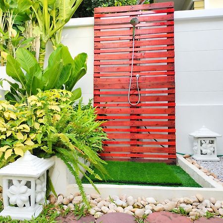 Leelawadee Pool Villa Bbq&Pool Party バンサレー エクステリア 写真